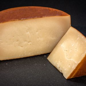 Idiazabal ~200 G APPROX.