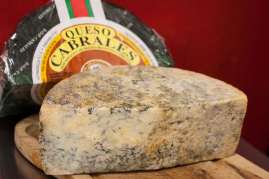 Cabrales ~200 G APPROX.